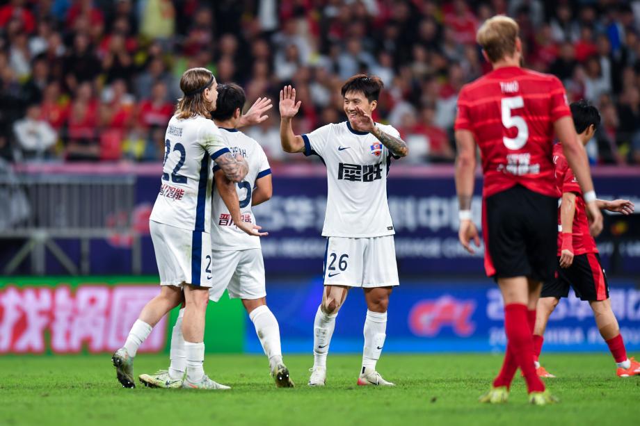 罗慕洛建功杨明洋破门 成都蓉城3-1梅州客家