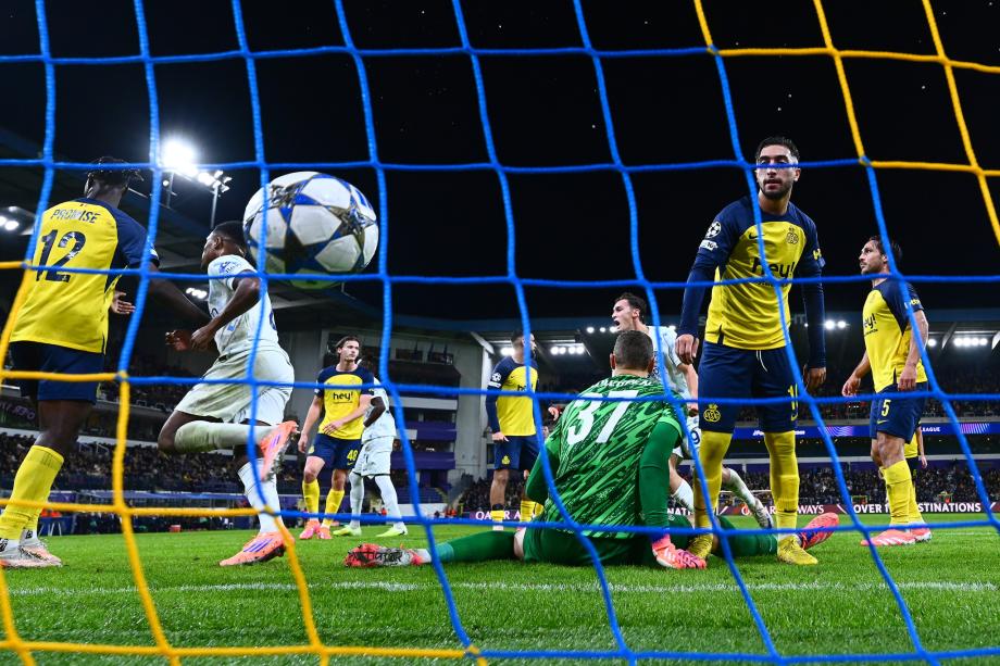 欧冠-劳塔罗破门皮奥2失空门 国米4-0圣吉罗斯