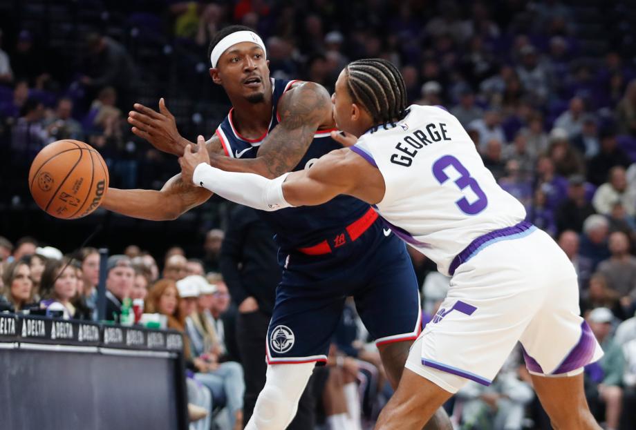 首节崩盘！哈登15+11凯斯勒7中7 快船惨败爵士