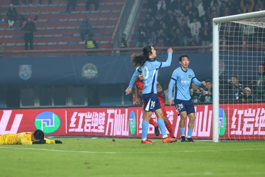 李提香乌龙亚戈补时破门 河南主场战平浙江