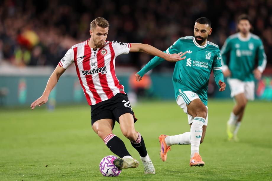 英超-萨拉赫破门范戴克送点 利物浦2-3布伦特福德