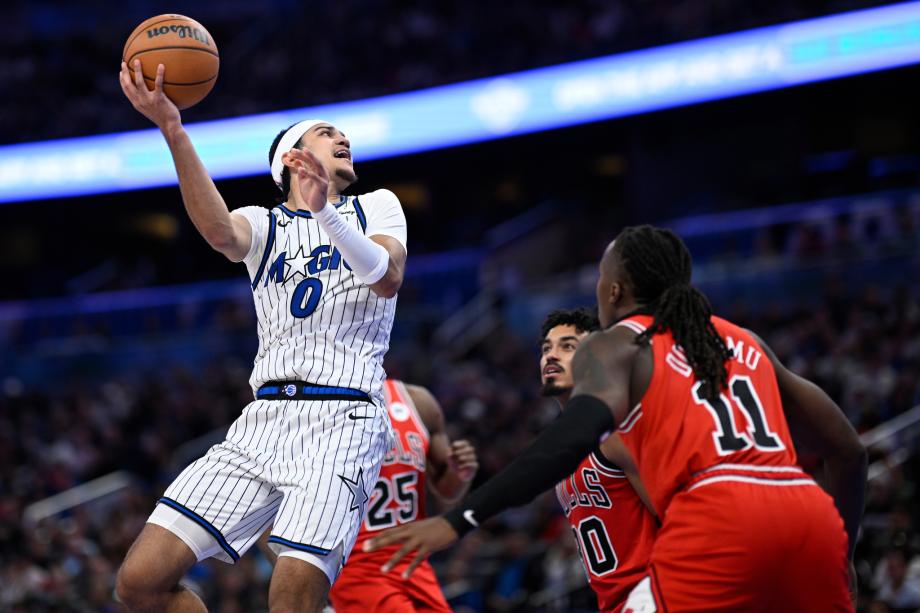 吉迪21+8班凯罗24+10 公牛7人上双力克魔术