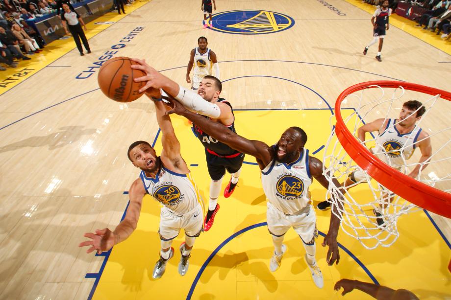 库里19+8哈登20+4 勇士主场击沉快船迎连胜