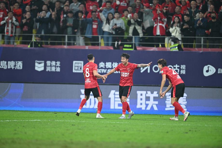 成都蓉城1-2河南队 提前一轮无缘本赛季中超冠军