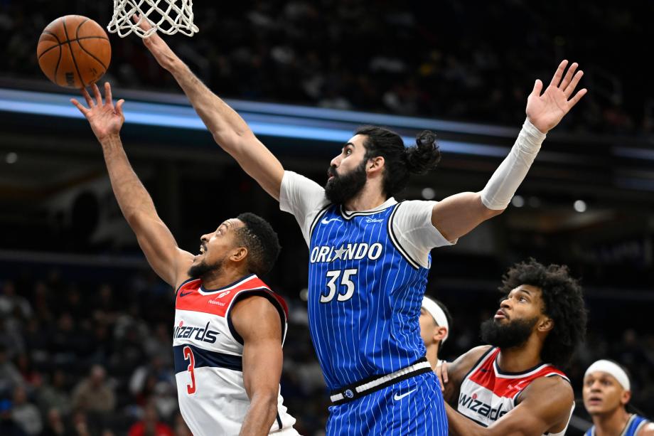 班凯罗28+11小瓦格纳25+6+6 魔术客场轻取奇才