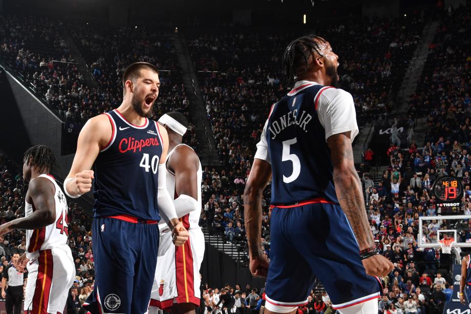 阿德巴约25+10哈登29+7+8 热火1分险胜快船