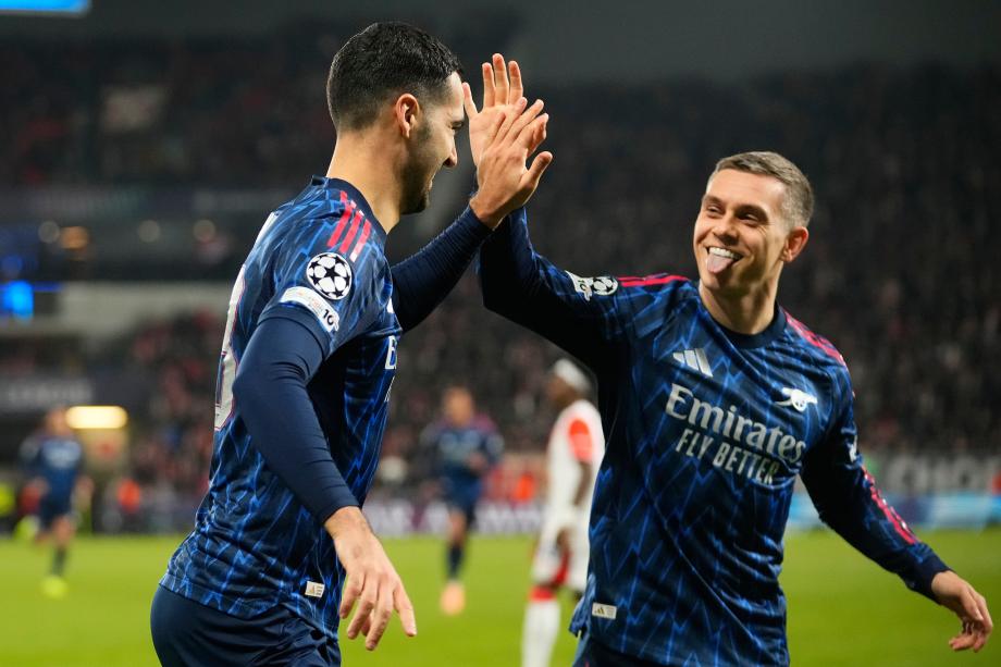 梅里诺双响 阿森纳3-0布拉格斯拉维亚获10连胜