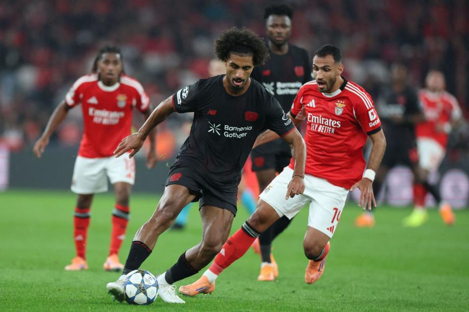 希克制胜球奥塔门迪中框 本菲卡0-1勒沃库森