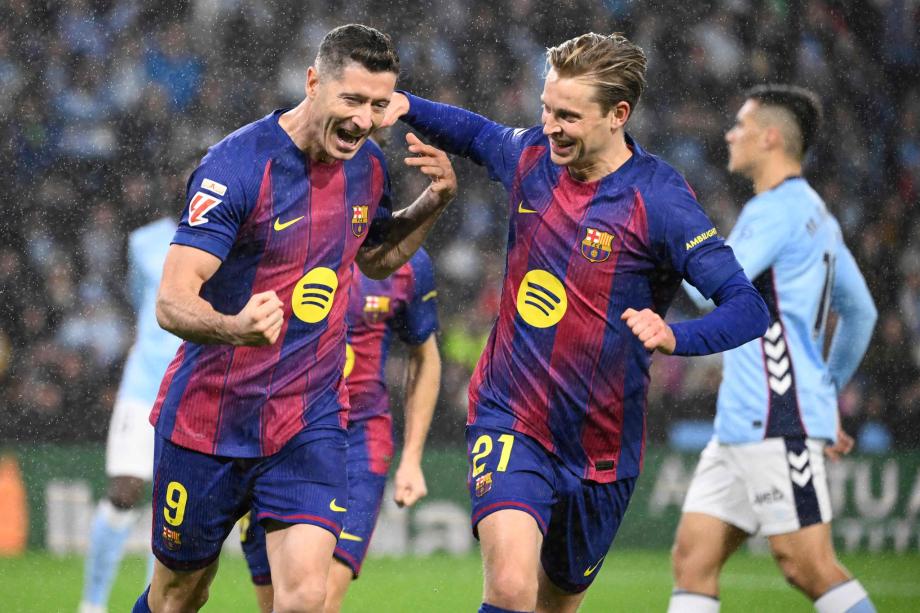 西甲-莱万戴帽亚马尔破门 巴萨4-2塞尔塔