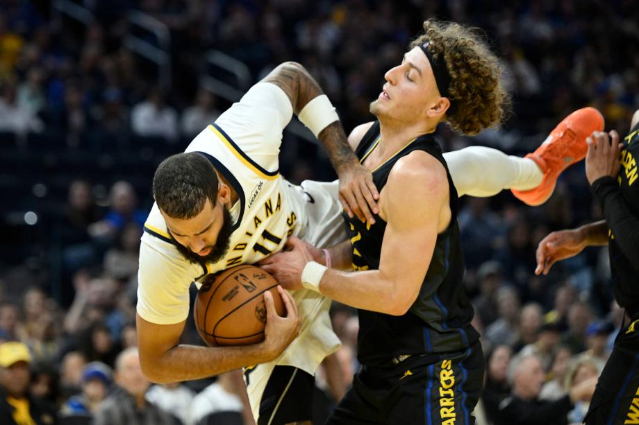 巴特勒21+9库里继续缺阵 勇士主场大胜步行者