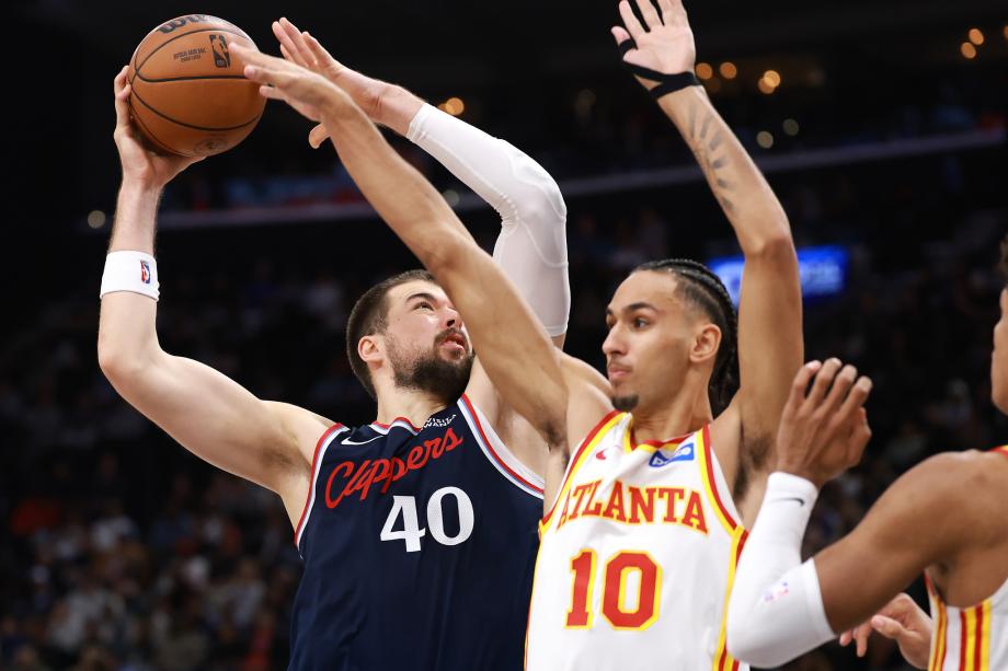 哈登空砍三双克雷伊奇28分 老鹰送快船5连败