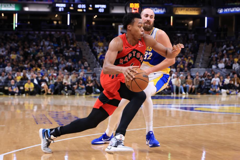 巴雷特22+6西亚卡姆空砍30分 猛龙轻取步行者