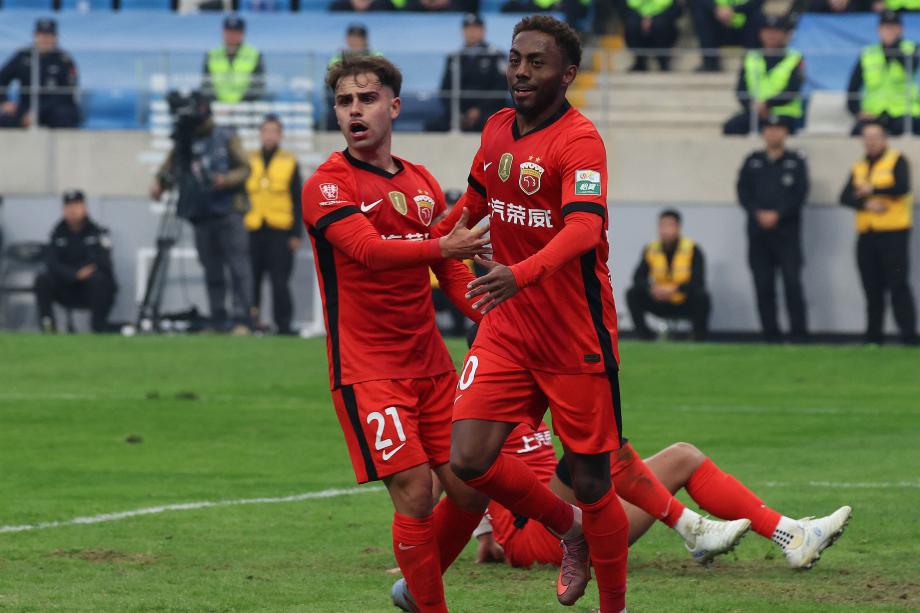 加布里埃尔破门 上海海港赢球收获中超三连冠