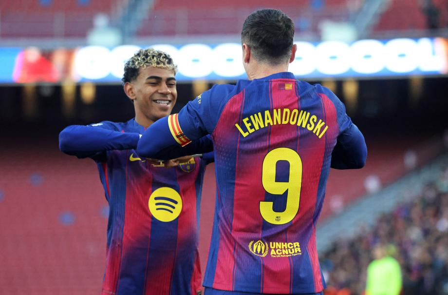 莱万费尔明破门费兰双响 巴萨4-0毕尔巴鄂