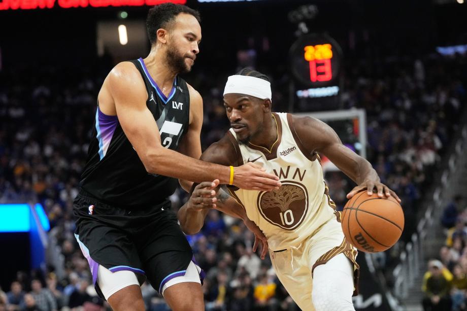 库里31分巴特勒18+7 勇士主场轻取爵士