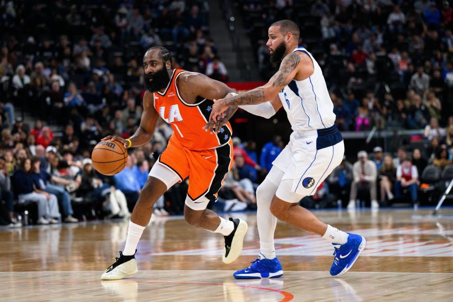 弗拉格新高35分克莱23分 独行侠送快船4连败