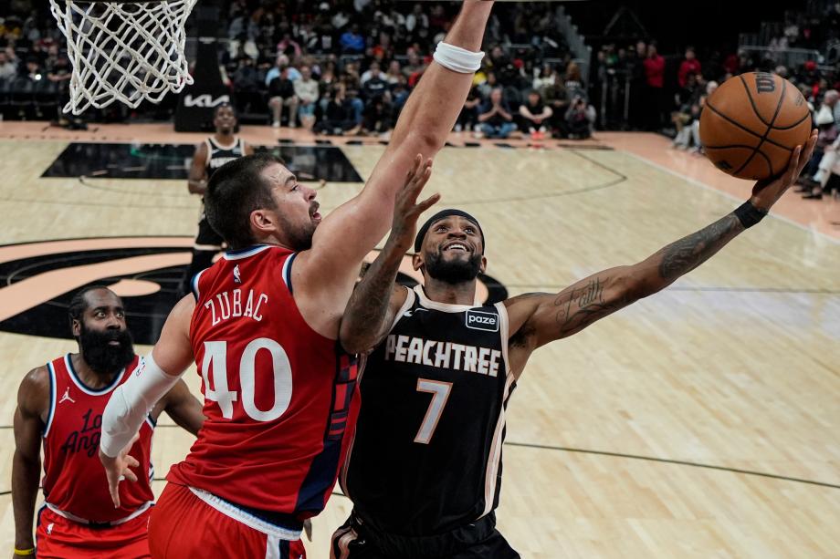 哈登27+9莱昂纳德21分 快船大胜老鹰终结五连败