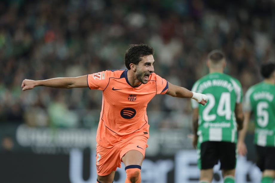 费兰戴帽巴萨三人失单刀 巴萨5-3贝蒂斯迎6连胜