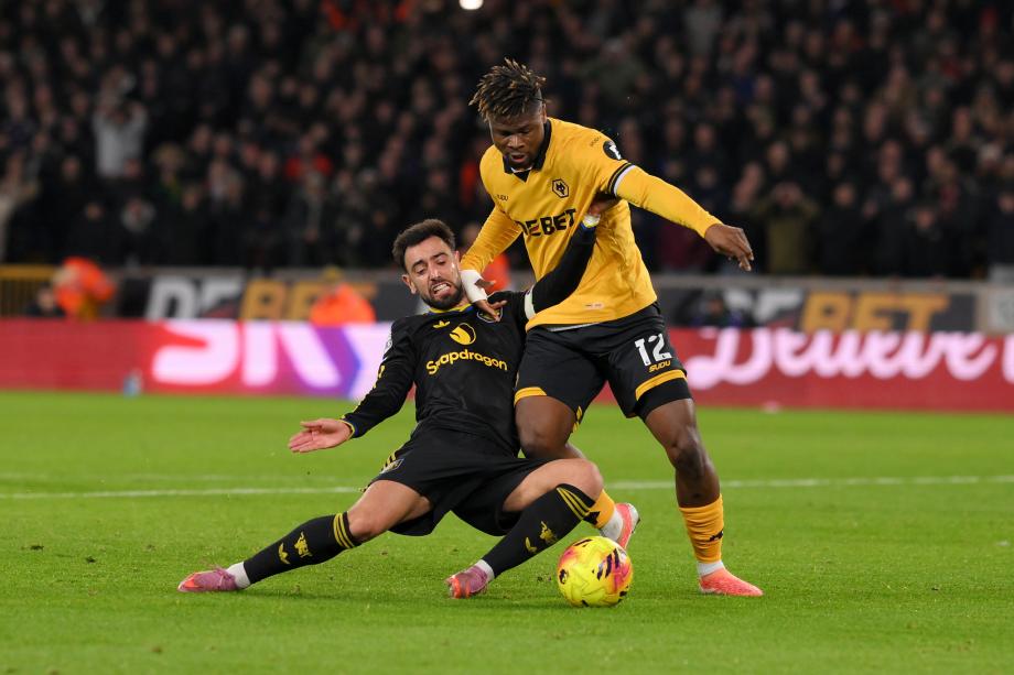 英超-B费2射1传芒特建功 曼联4-1狼队升至第六