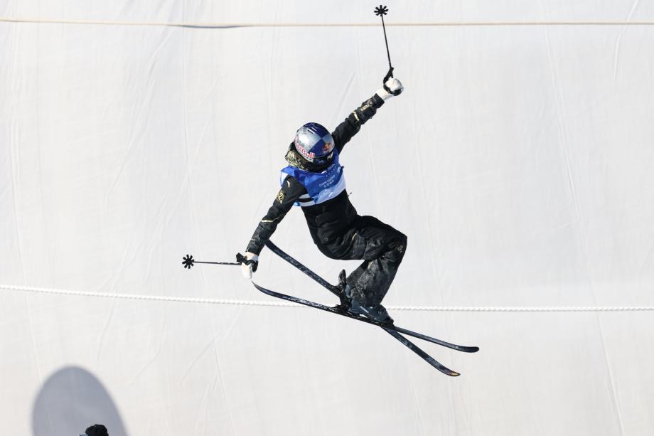 [图]解放式滑雪寰宇杯云顶站：谷爱凌初赛第一晋级体育集锦