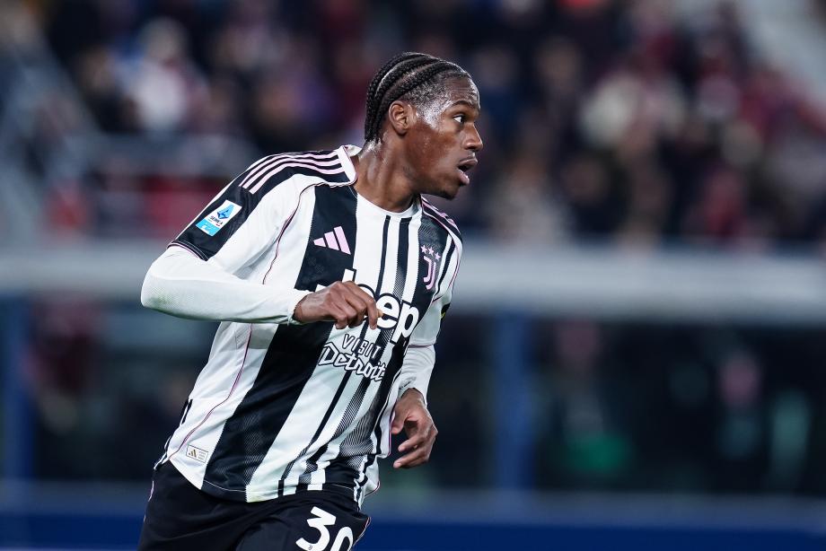 意甲-卡巴尔替补制胜 尤文1-0客胜十人博洛尼亚