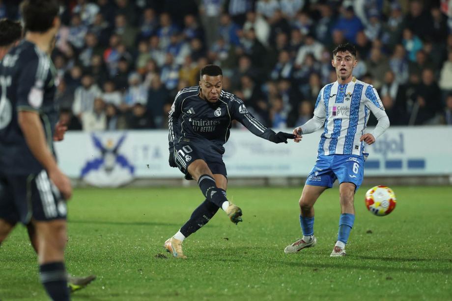 国王杯-姆巴佩双响 皇马3-2塔拉维亚晋级16强