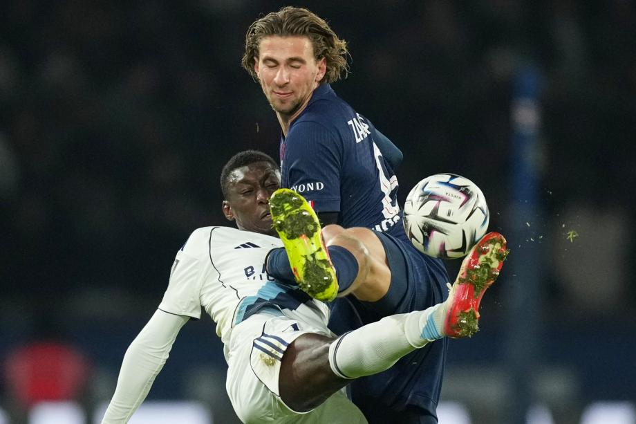 法甲-杜埃破门登贝莱建功 大巴黎2-1距榜首1分