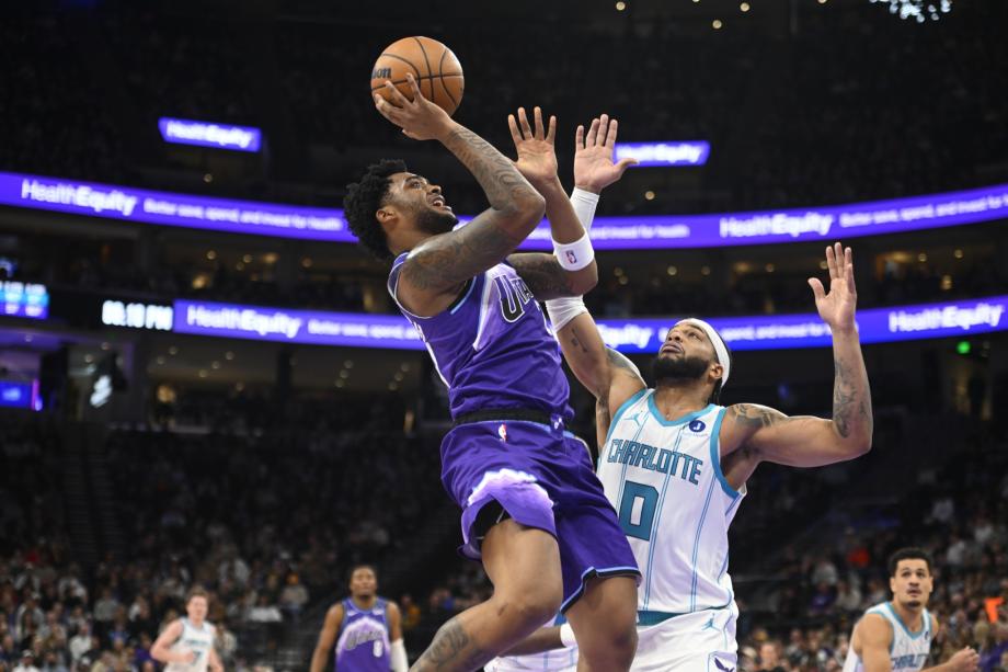 鲍尔17+5+5黄蜂9人上双150-95狂胜爵士55分