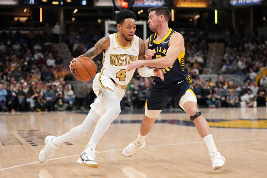 西亚卡姆准绝杀 步行者险胜凯尔特人迎三连胜