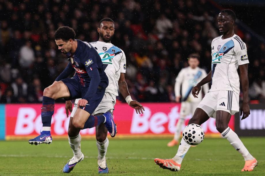 登贝莱失单刀 大巴黎0-1巴黎FC止步法国杯32强