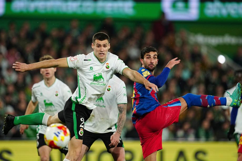 国王杯-费兰、亚马尔建功 巴萨2-0晋级八强