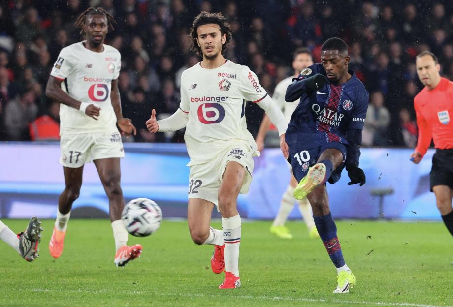 法甲-登贝莱双响 巴黎3-0里尔先赛暂时登顶