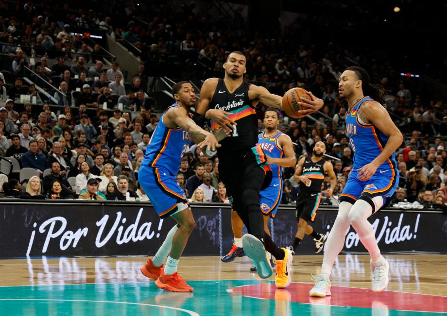 NBA-文班亚马两双凯尔登25分 马刺击败雷霆