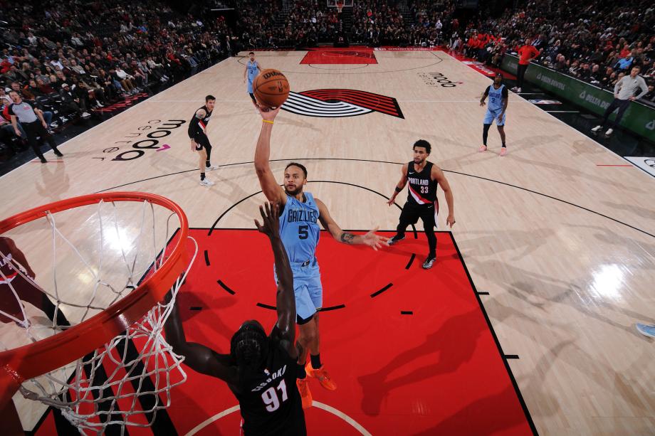 杨瀚森贡献1篮板格兰特29+5 开拓者力克灰熊