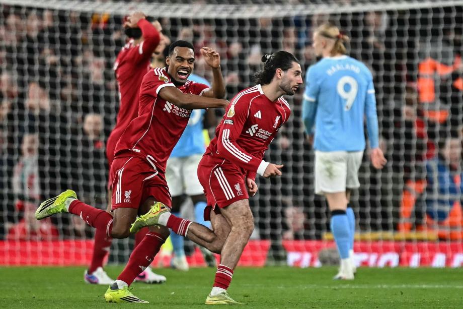 英超-B席破门哈兰德绝杀 曼城2-1逆转利物浦