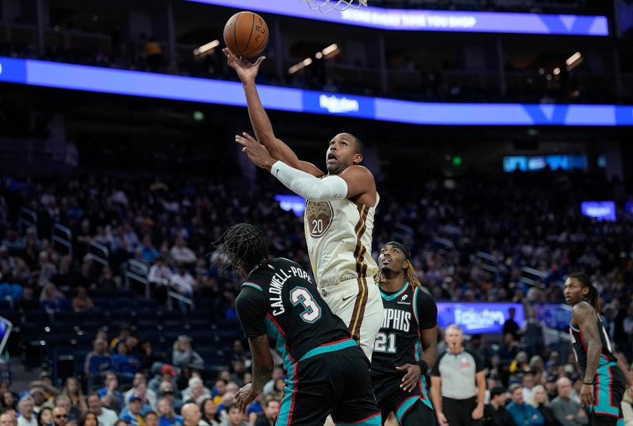 斯宾塞准绝杀霍福德16+9 勇士主场17分逆转灰熊