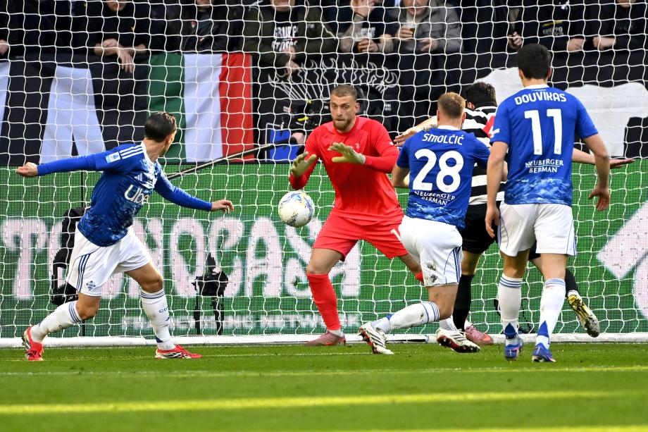 迪格雷戈里奥送礼 尤文图斯主场0-2不敌科莫