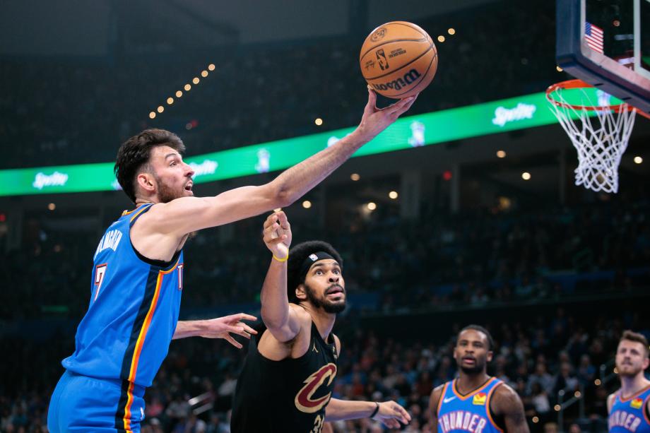 霍姆格伦17+15哈登20+5+9 雷霆终结骑士7连胜