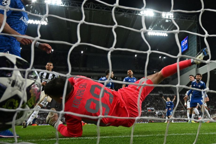 托纳利破门乔林顿博特曼建功 纽卡晋级16强