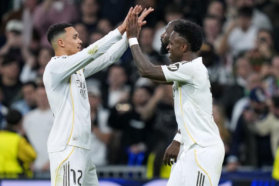 皇马2-1本菲卡总比分3-1晋级 维尼修斯破门