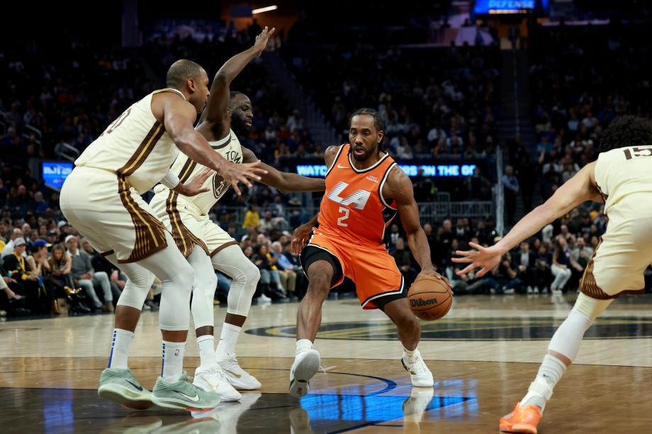 [图]莱昂纳德23分快船逆转胜英豪 加兰首秀12分体育赛事直播