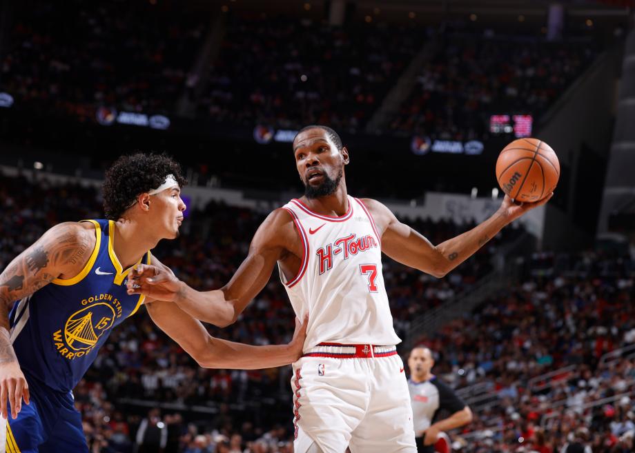 杜兰特错失关键罚球 勇士加时险胜火箭