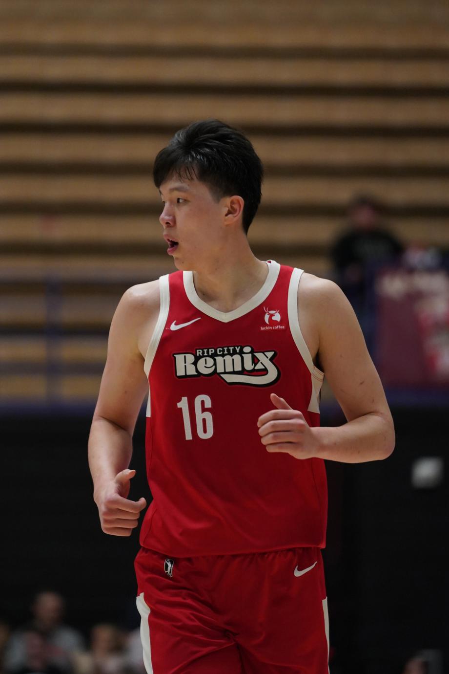 杨瀚森15+9+5 撕裂之城混音险胜山谷太阳