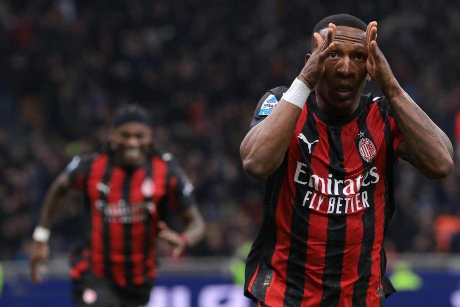 [图]埃斯图皮尼安处子球 米兰1-0国米德比三连胜股票配资导航