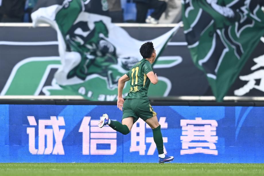 特谢拉破门王钰栋进球 上海申花战平浙江队