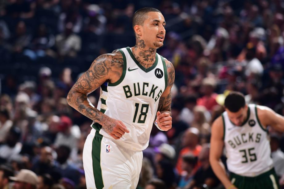 罗林斯26+10+7杰伦·格林24分 雄鹿客场险胜太阳