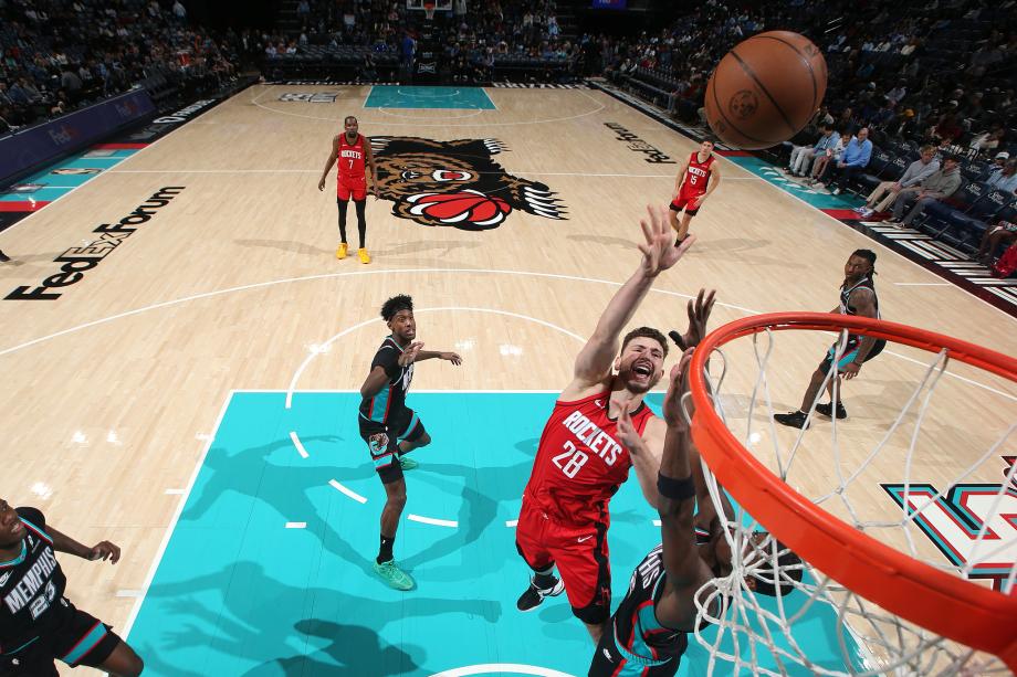 杜兰特25+6+10史密斯21+16 火箭力擒灰熊