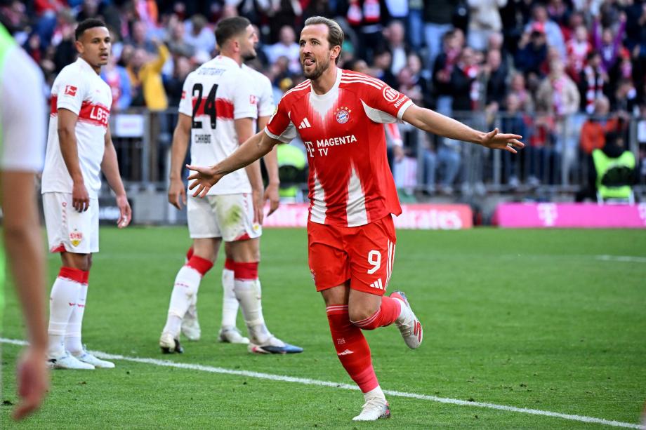 凯恩替补建功 拜仁4-2斯图加特提前4轮夺冠