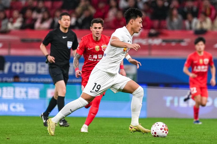 中超-陈纯新连场破门 重庆铜梁龙2-1海港获4连胜