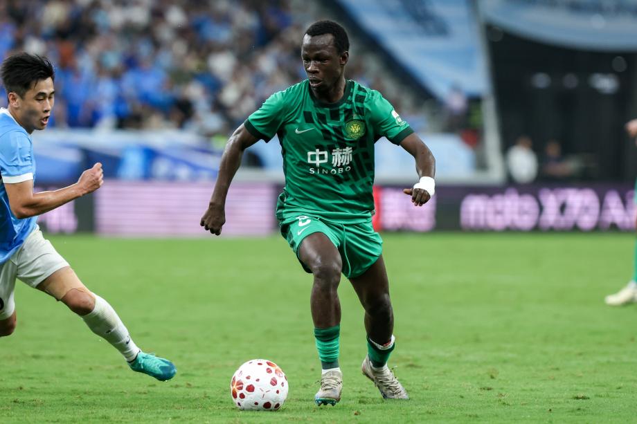 中超-张稀哲制胜球 国安1-0新鹏城终结5轮不胜